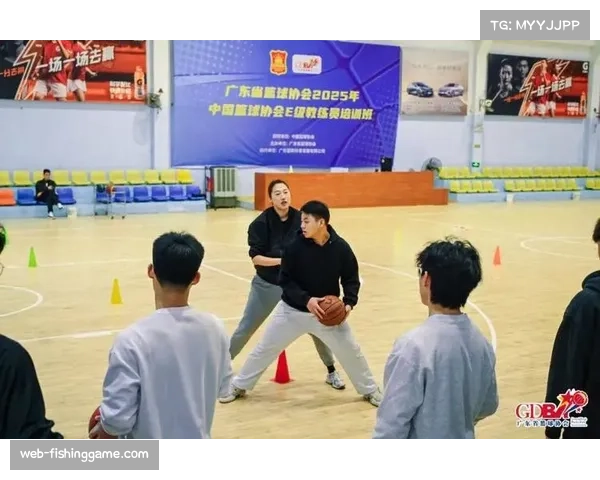 篮球教练培训加入运动科学与数据分析模块